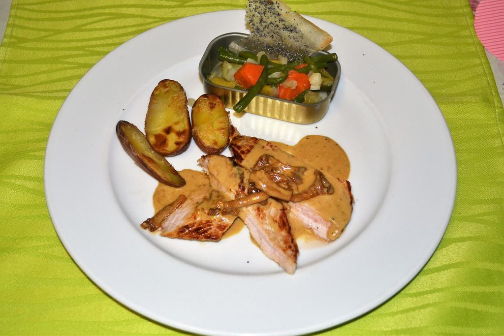 Hotel Restaurant La Braisiere Saint-Romain  Buitenkant foto